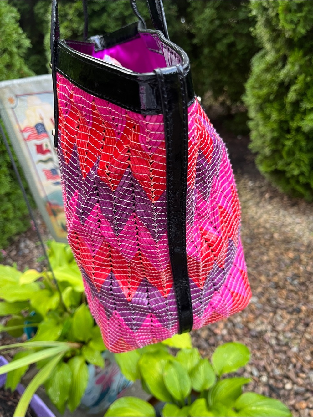 Kate Spade Pink, Purple & Red Woven Chevron Tote EUC 11 x 12 x 6.5 - Picture 4 of 9